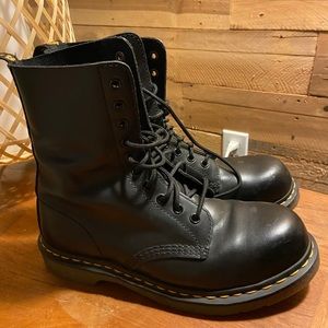 Dr. Marten Boots